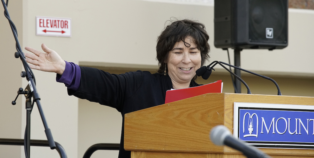 Aimee Ginsburg Bikel speaks on March 26. Photo by Mount Sinai Memorial Parks and Mortuaries