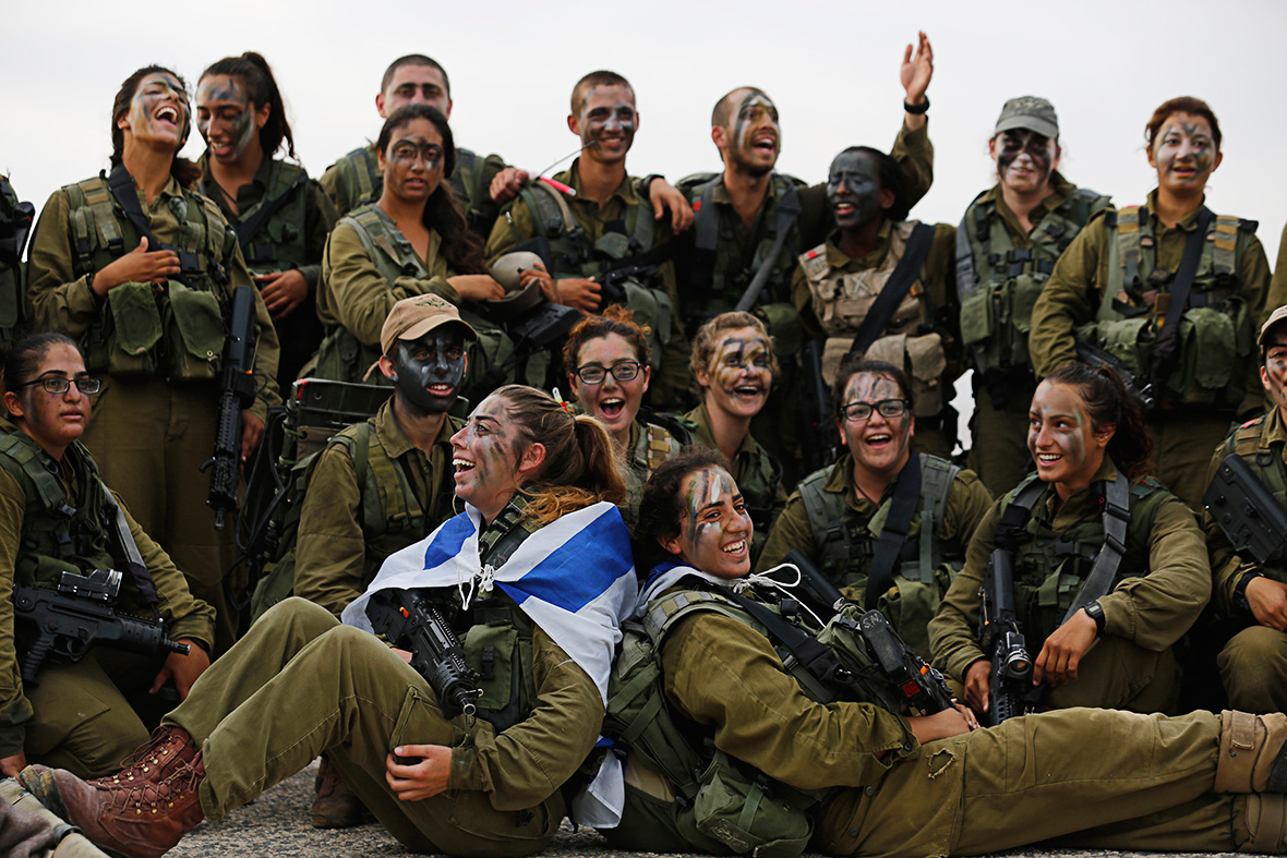 Shocker Many Israelis Object To Women In The Military 1337