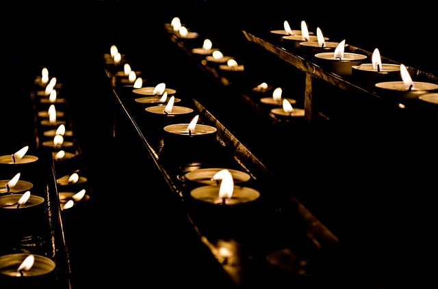 Memoiral candles