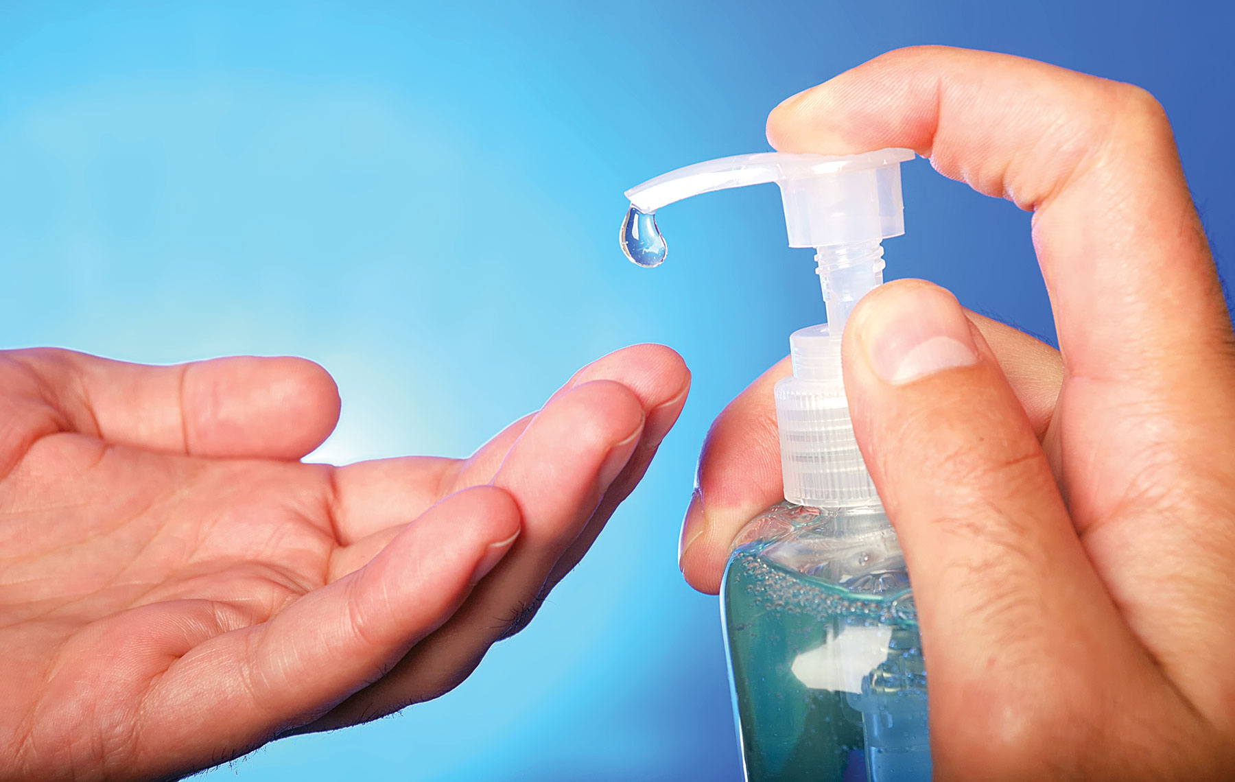 Jewish Cosmetics Mogul Donates 1 7 Tons Of Hand Sanitizing Gel Alcohol 