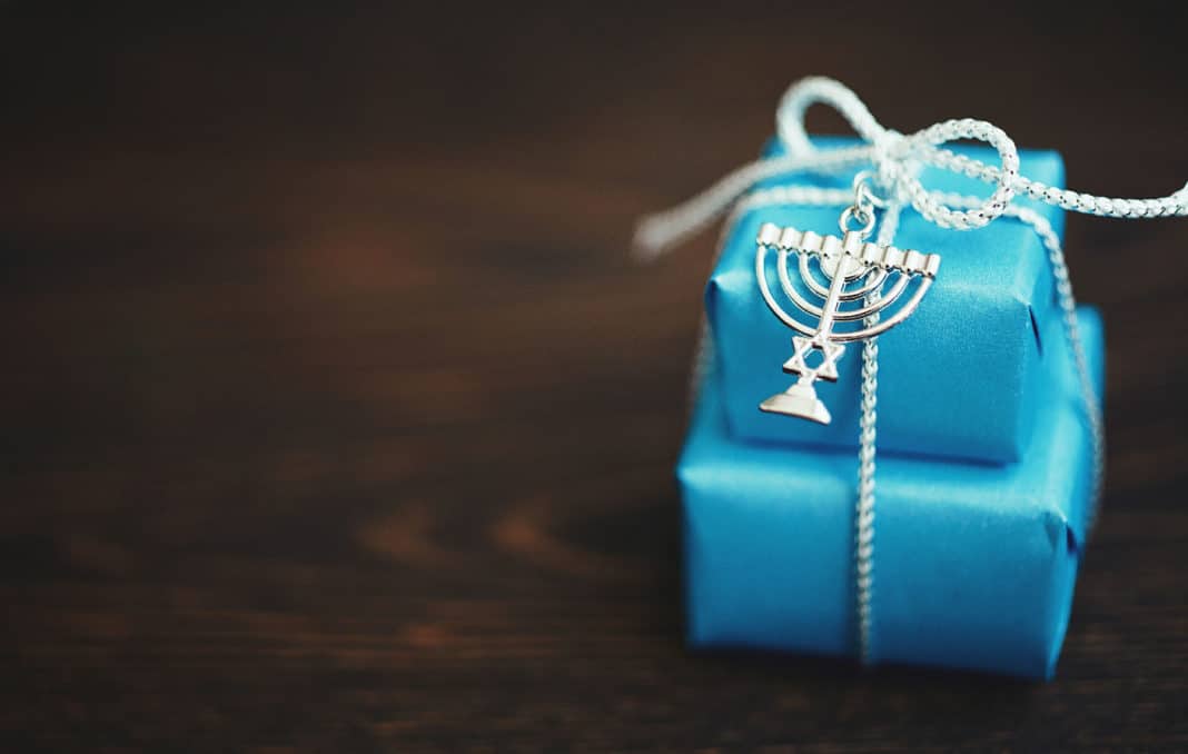 15 Last-Minute Hanukkah 2020 Gift Ideas