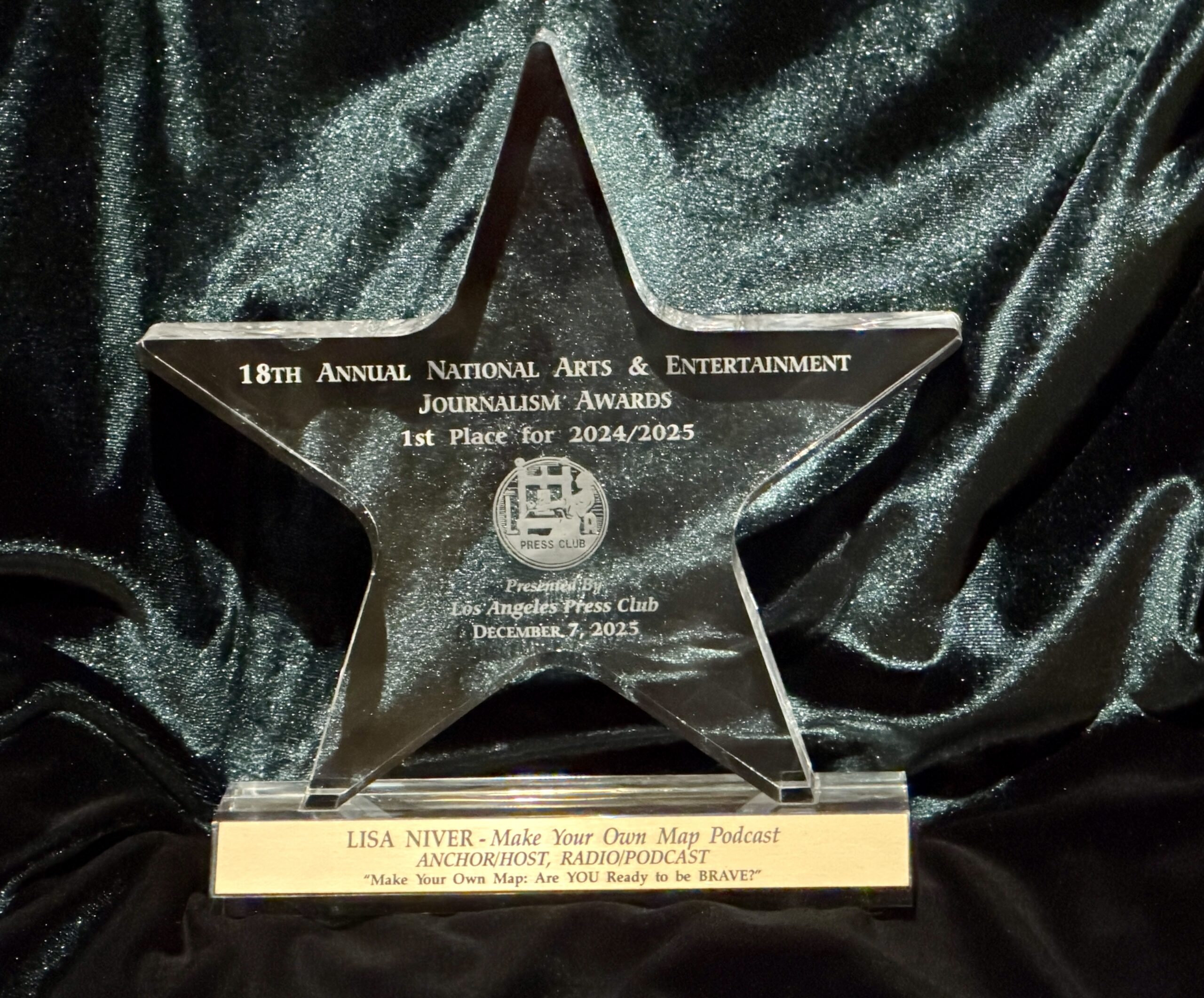 jewishjournal.com - Lisa Ellen Niver - Honored by the National Arts & Entertainment Journalism Awards: First Place for Podcast Host